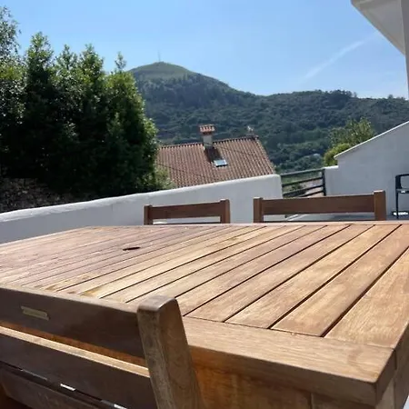 Bajo Con Terraza Ason River Apartmán *