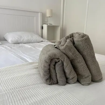 Bajo Con Terraza Asón River